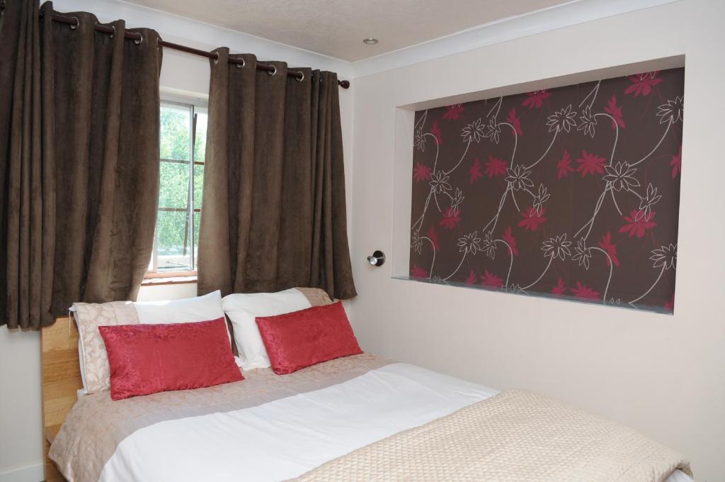 Hogs Head Hotel Giltbrook Room photo